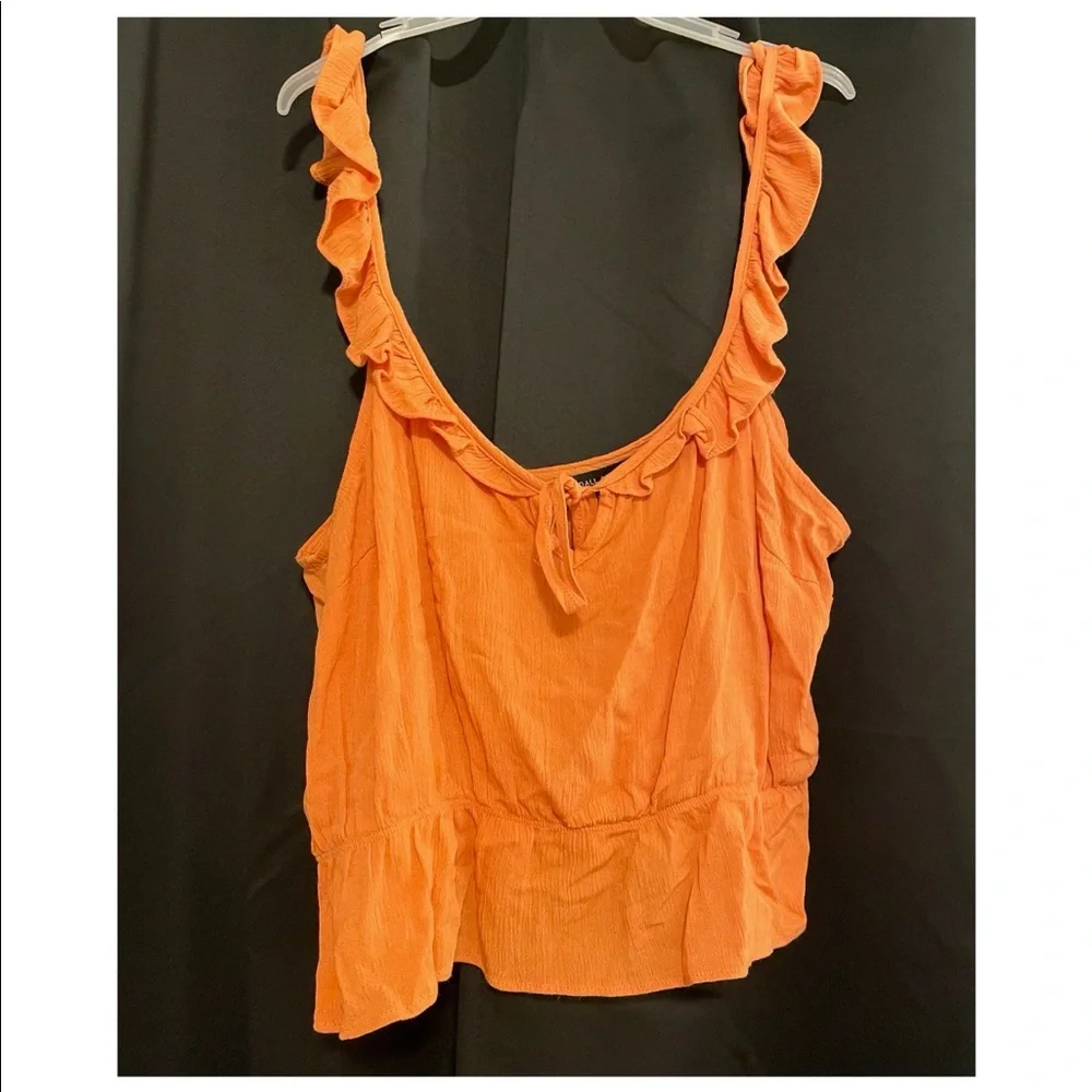 Kendall and Kylie Tank Top - Picture 1 of 1